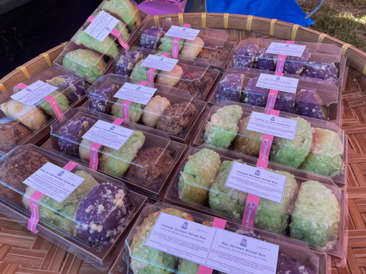 Pandan Cheese/Coconut Streusel Bread (Filipino Pandan Cheese Pandesal, Box of 10)
